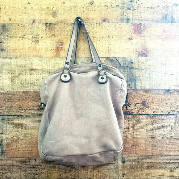 Sundance Made In Italy Genuine Leather Shoulder/Crossbody Bag - Picture 3 of 15